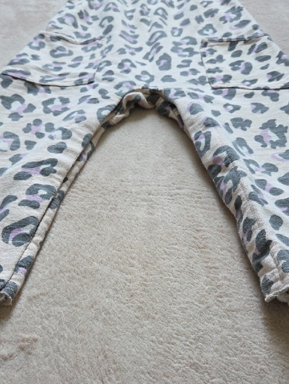 Grayson Mini Sleeveless Leopard Print Jumpsuit Romper with Lavender Accents 3T - Picture 4 of 12